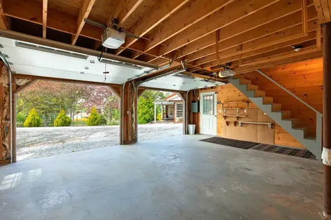 23 Massasoit Drive Bristol ME 04554