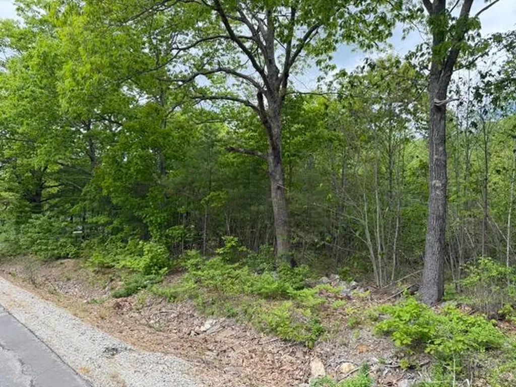 534 Whitefield Road Pittston ME 04345