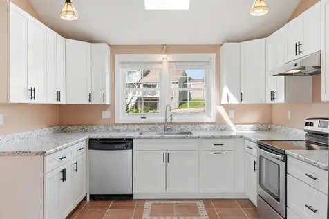 7 Meadow Drive North Berwick ME 03906