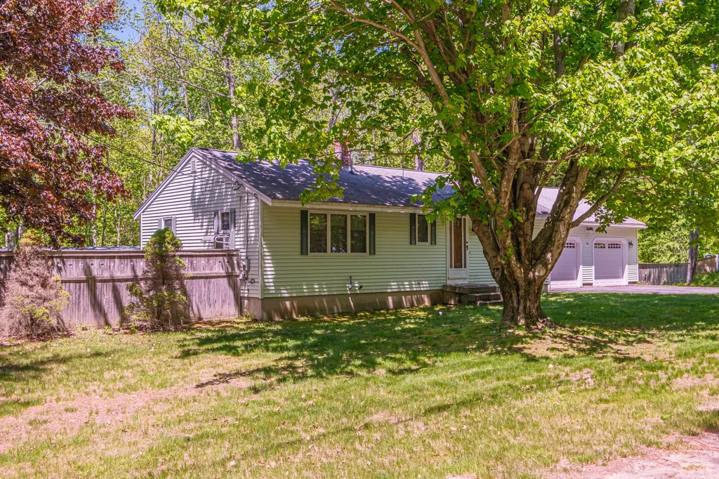 8 Percy Hawkes Road Windham ME 04062