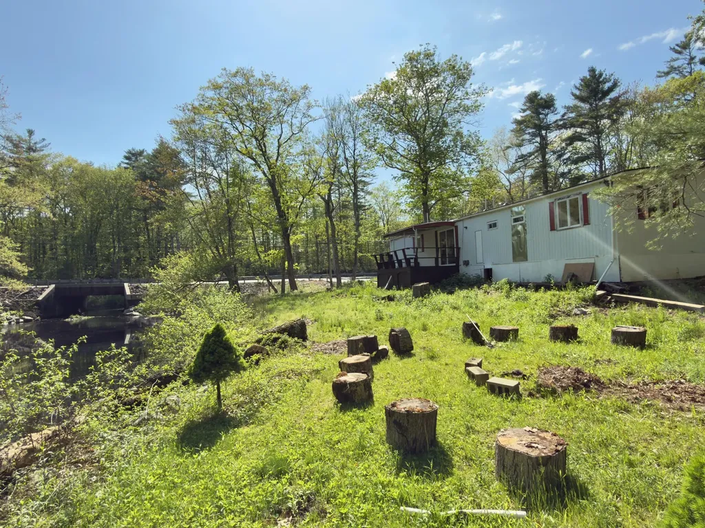 1597 Sanford Road Wells ME 04090