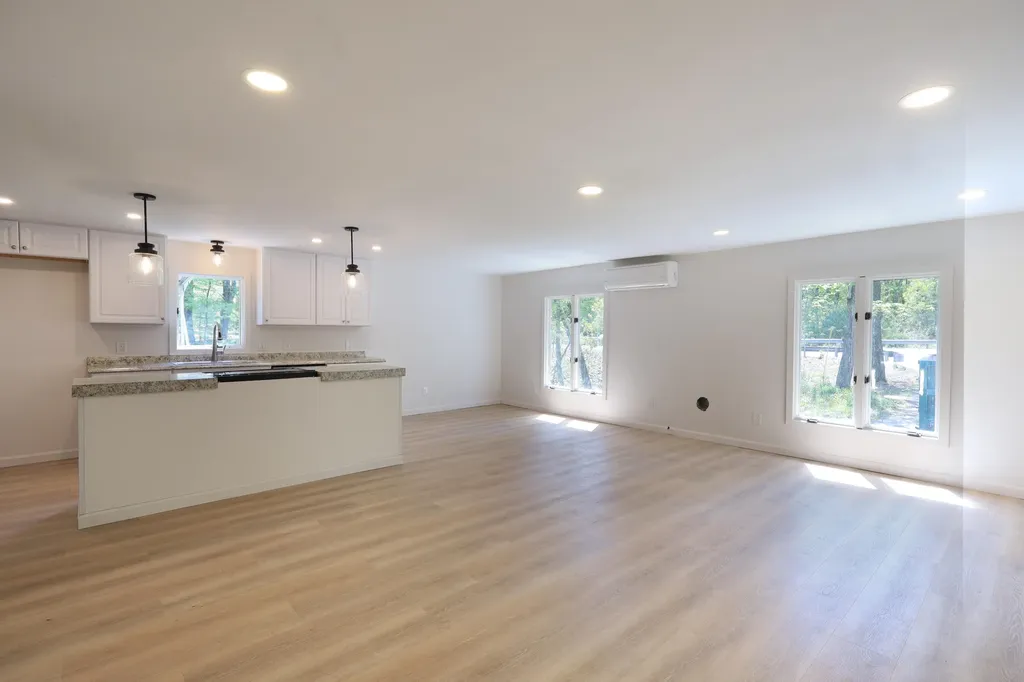 1597 Sanford Road Wells ME 04090