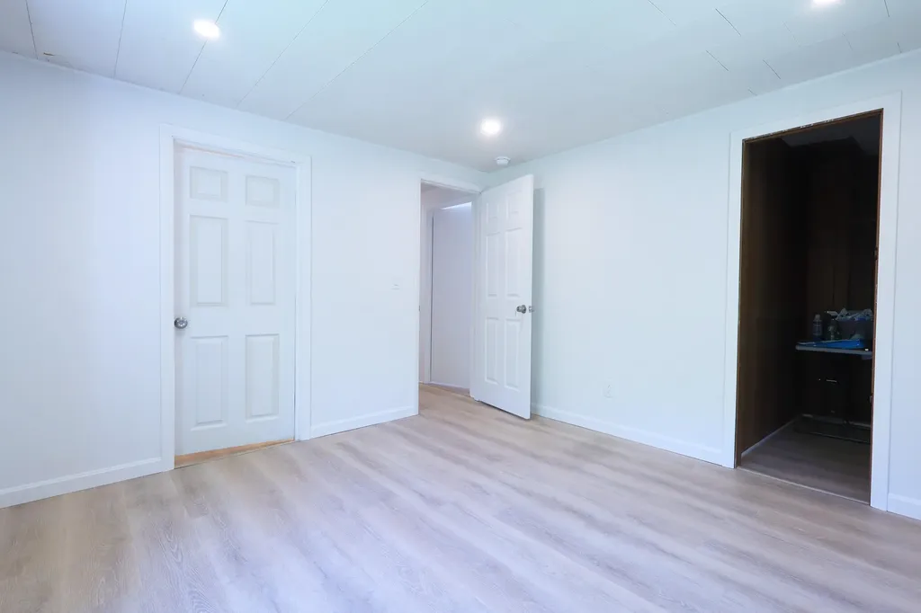 1597 Sanford Road Wells ME 04090