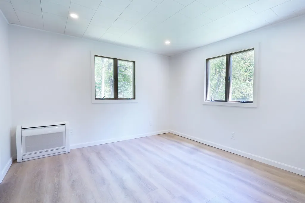 1597 Sanford Road Wells ME 04090