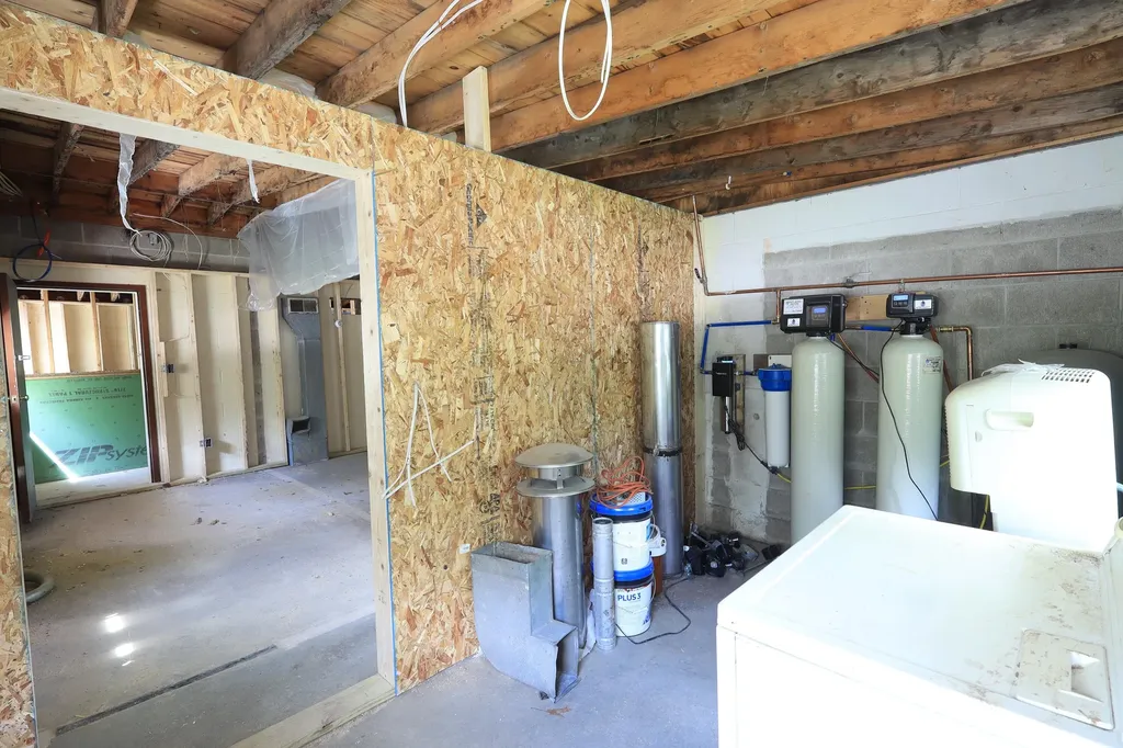 1597 Sanford Road Wells ME 04090