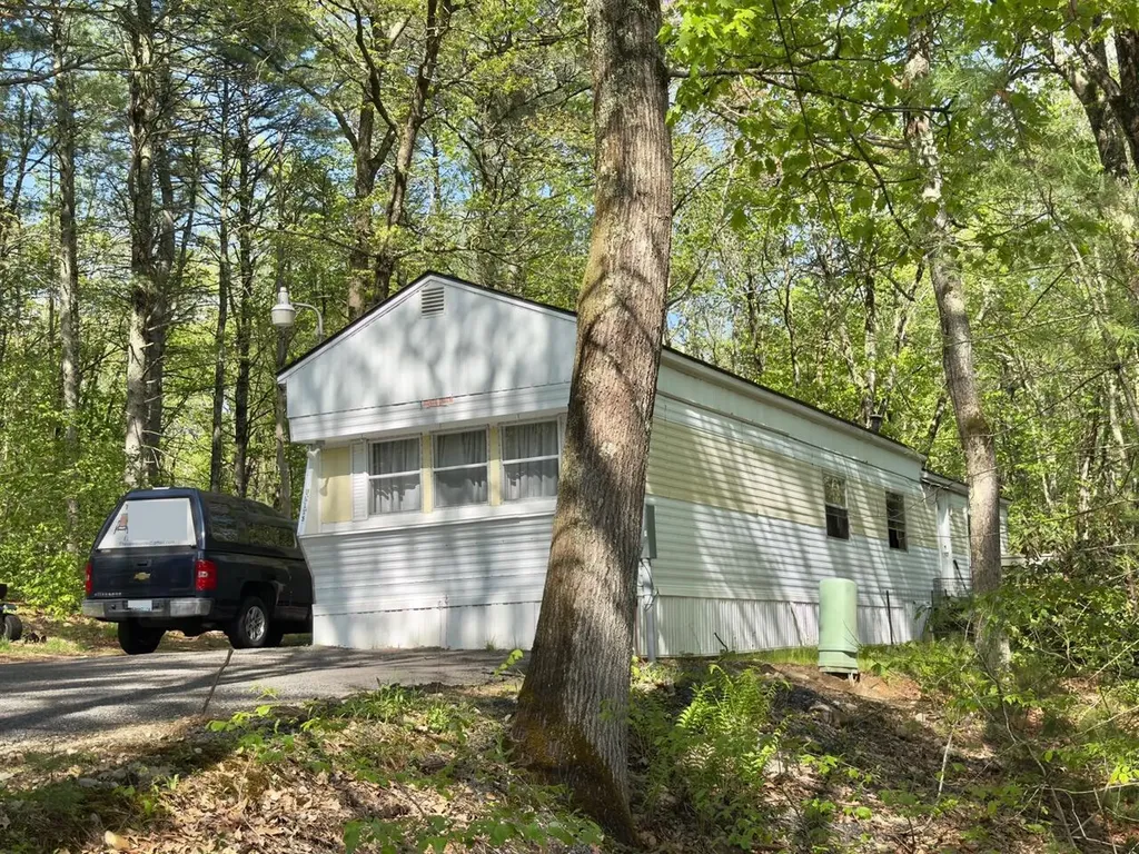 1597 Sanford Road Wells ME 04090
