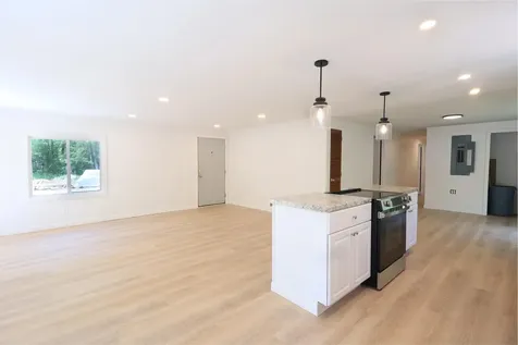 1597 Sanford Road Wells ME 04090