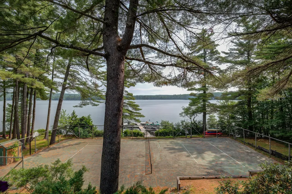 16 Millers Way Bridgton ME 04009