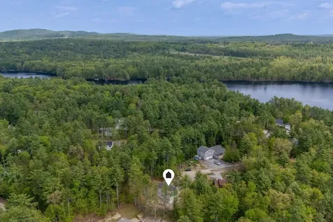 19 Lenox Circle Waterboro ME 04061