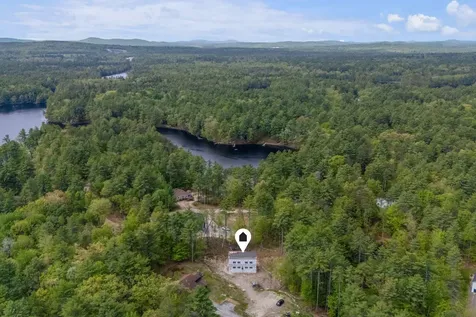 19 Lenox Circle Waterboro ME 04061