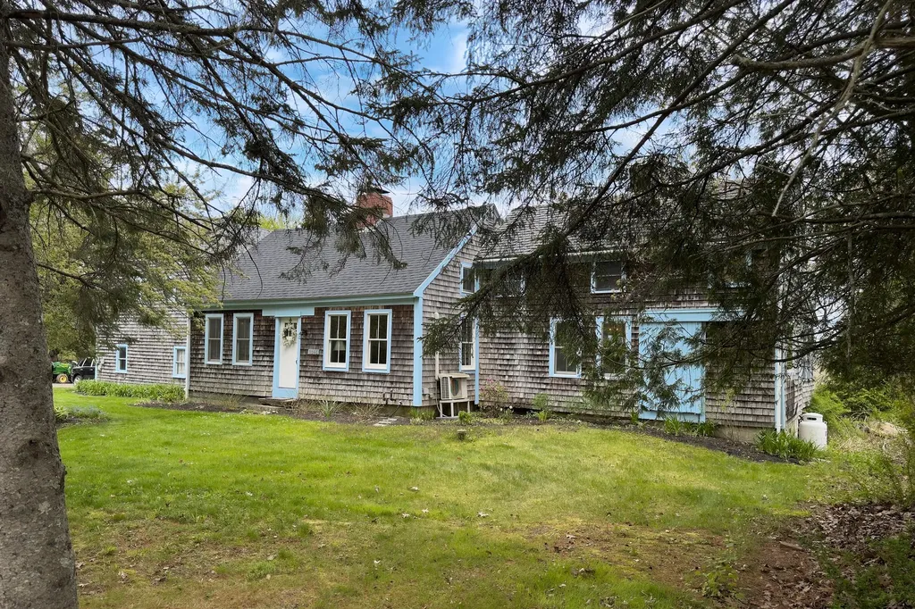 1046 Dutch Neck Road Waldoboro ME 04572