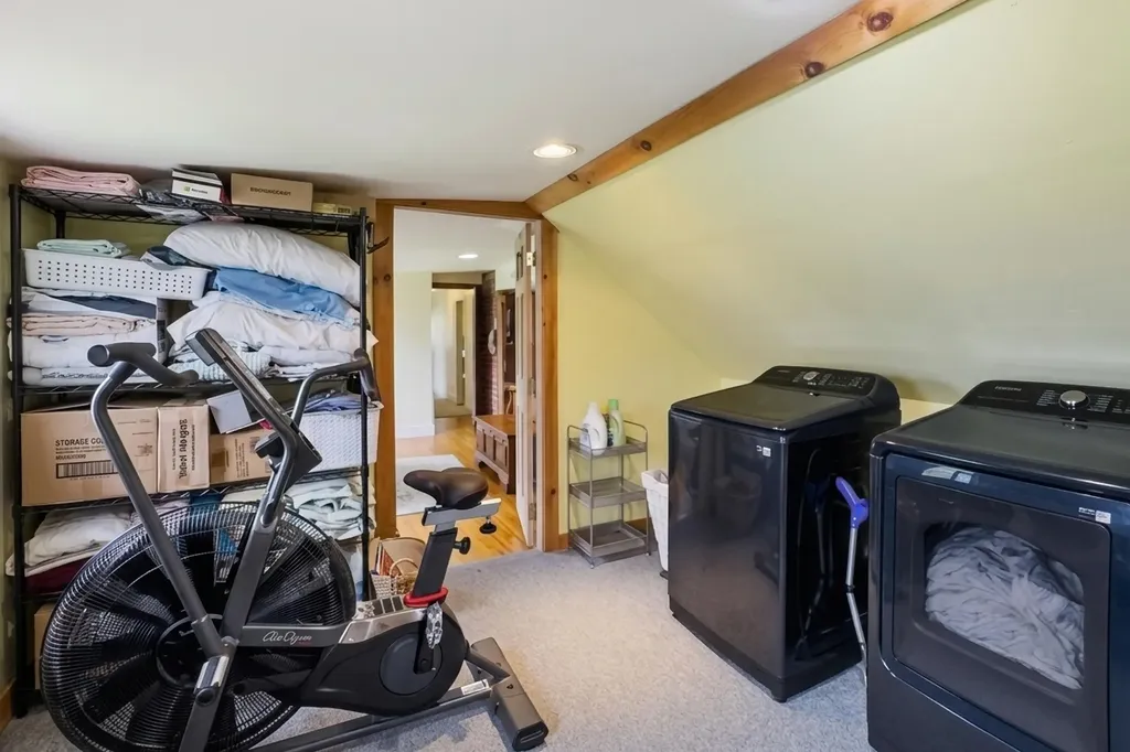 1046 Dutch Neck Road Waldoboro ME 04572