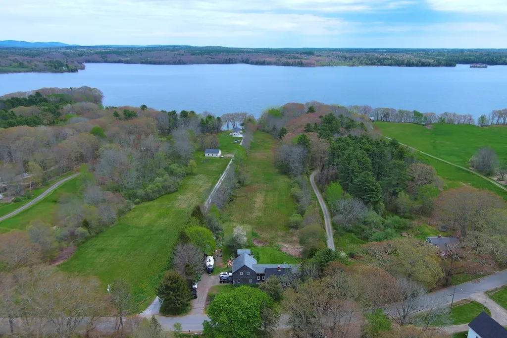 1046 Dutch Neck Road Waldoboro ME 04572