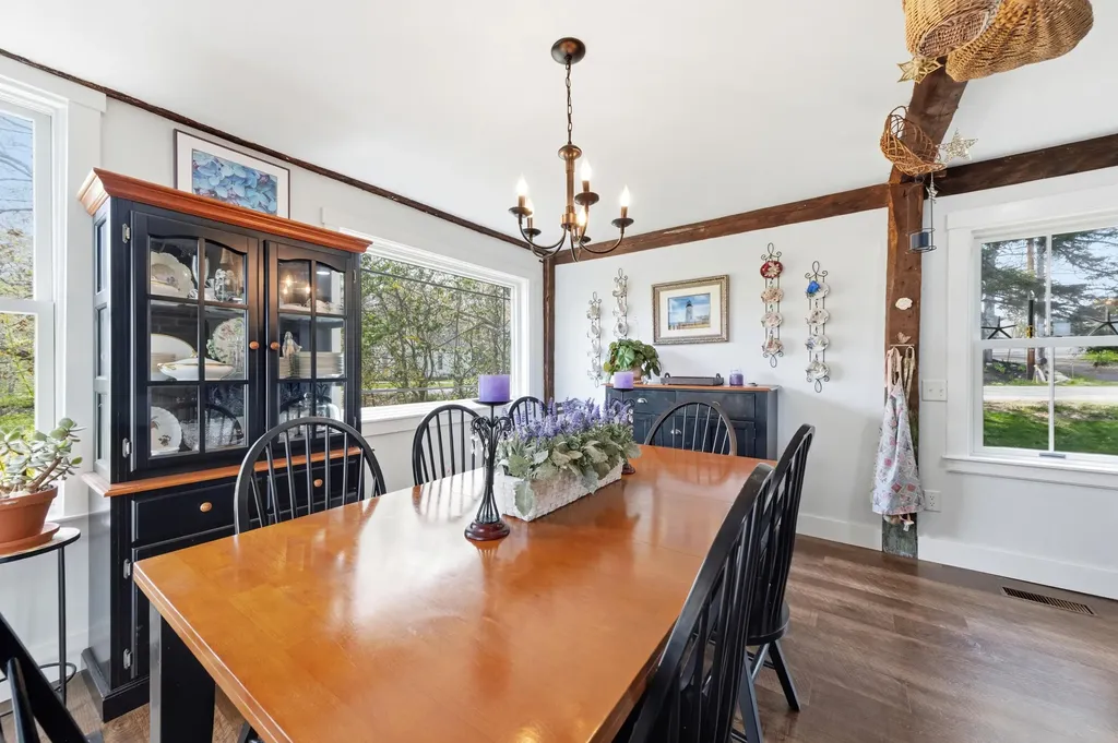 1046 Dutch Neck Road Waldoboro ME 04572