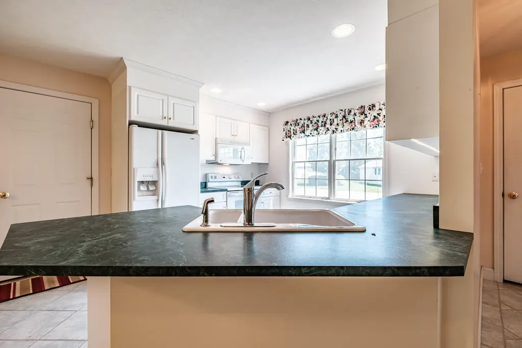 67 Southpointe Drive Scarborough ME 04074