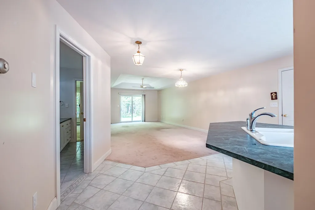 67 Southpointe Drive Scarborough ME 04074