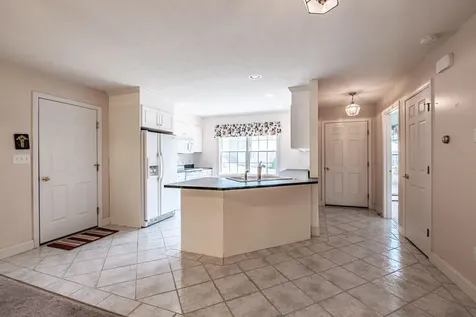 67 Southpointe Drive Scarborough ME 04074