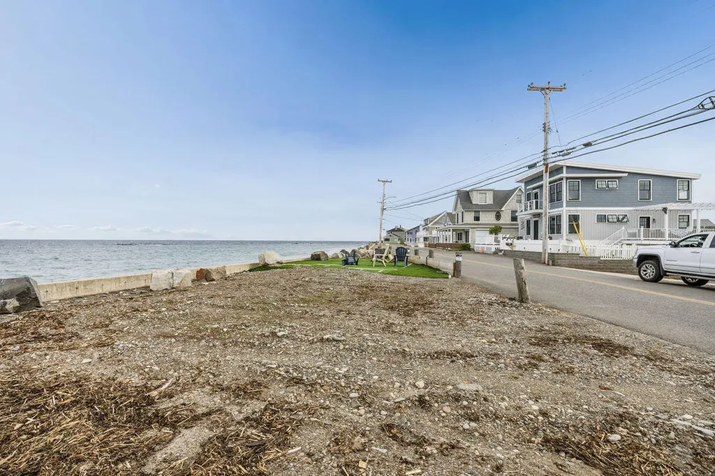 233 Webhannet Drive Wells ME 04090