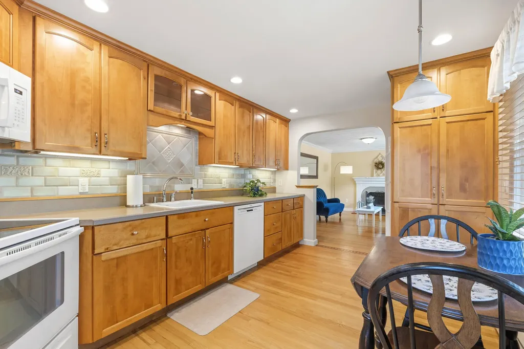 63 W Commonwealth Drive Portland ME 04103