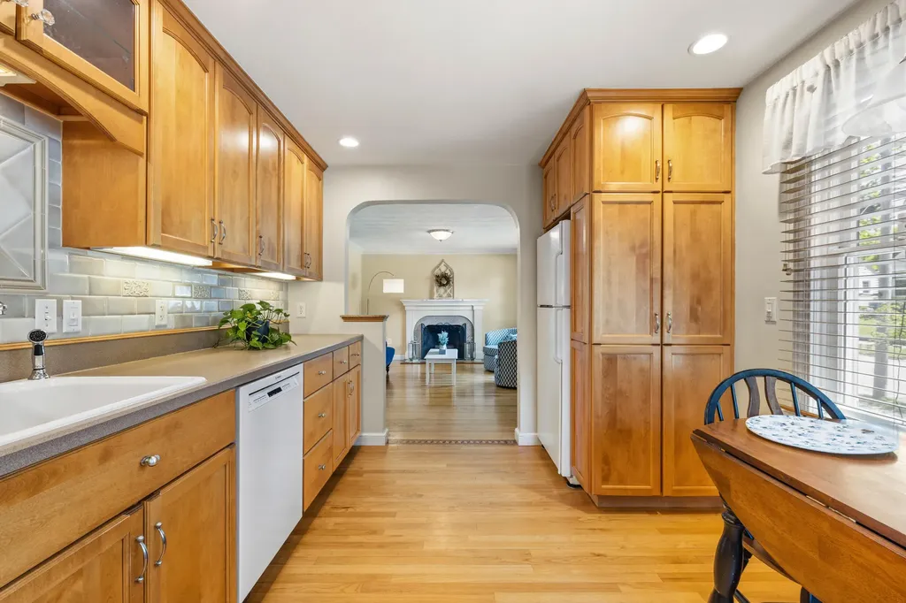 63 W Commonwealth Drive Portland ME 04103