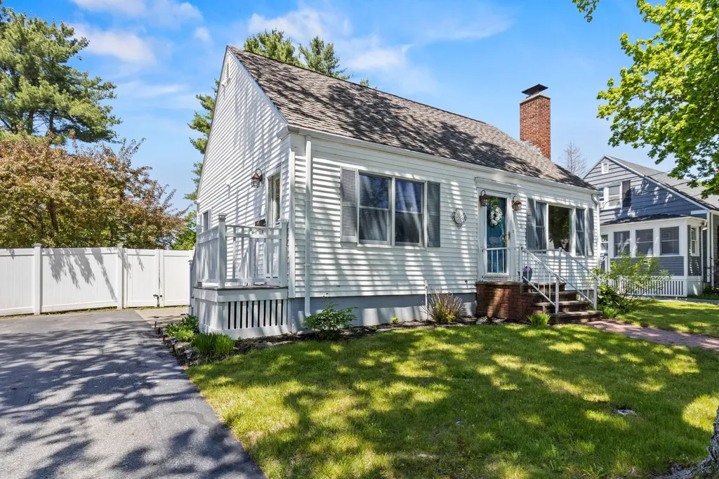 63 W Commonwealth Drive Portland ME 04103