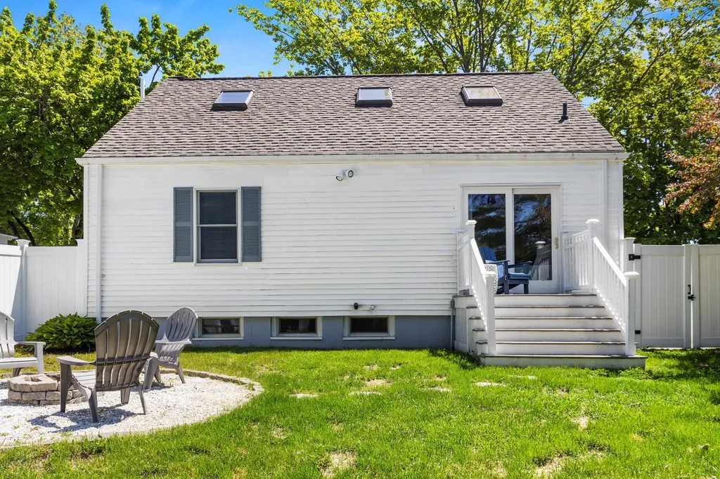 63 W Commonwealth Drive Portland ME 04103