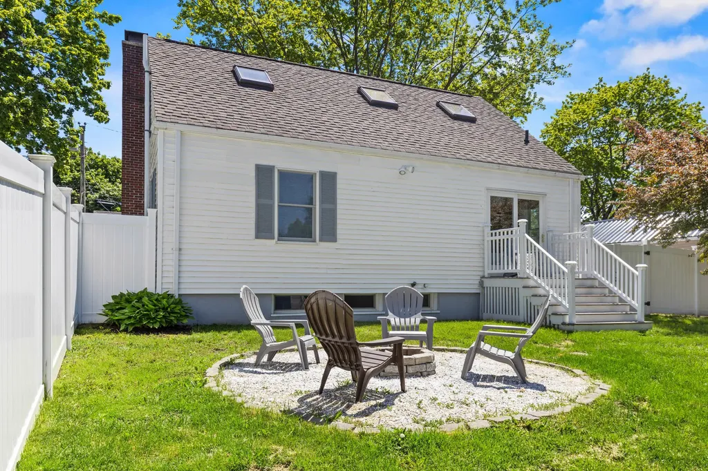 63 W Commonwealth Drive Portland ME 04103