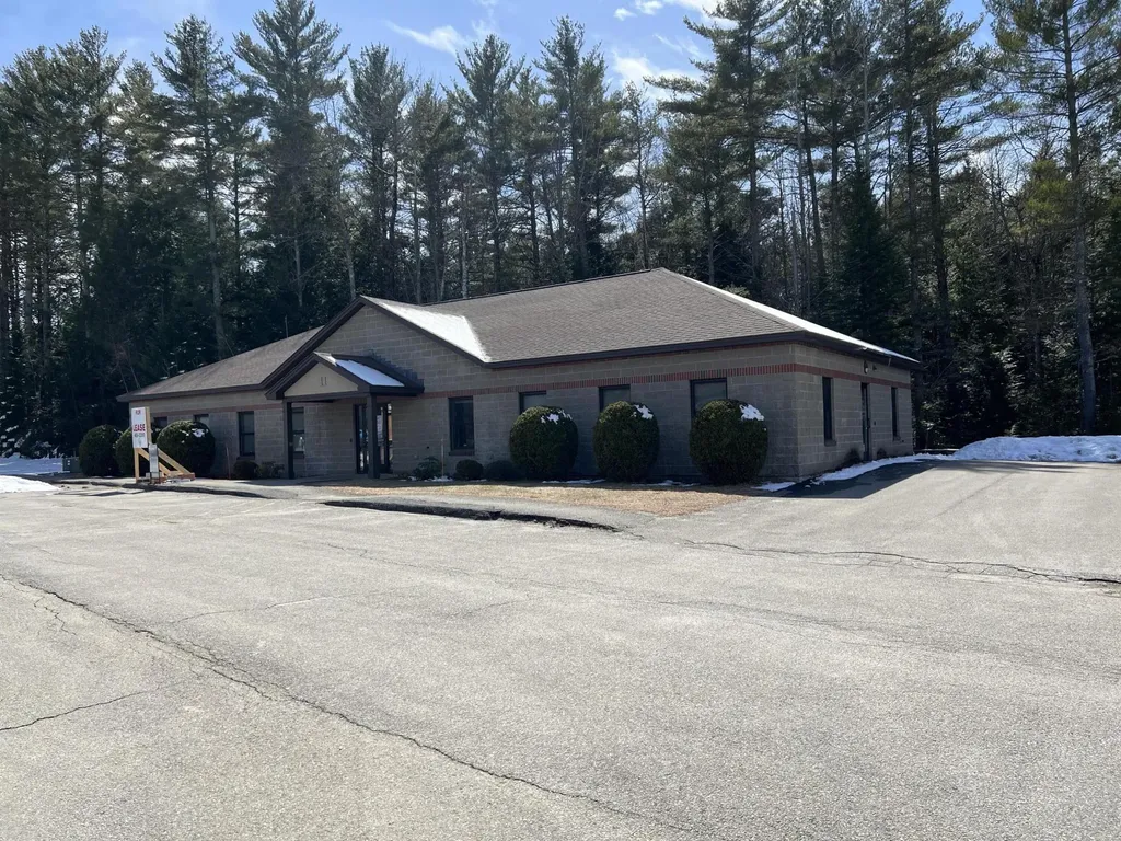 11 Evergreen Drive Oakland ME 04963