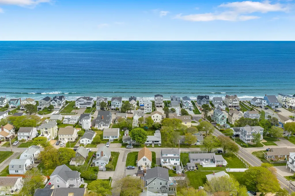 76 N Tibbetts Avenue Wells ME 04090