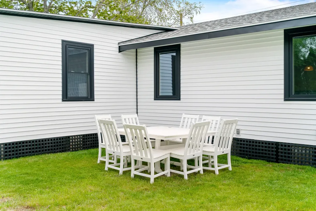 76 N Tibbetts Avenue Wells ME 04090