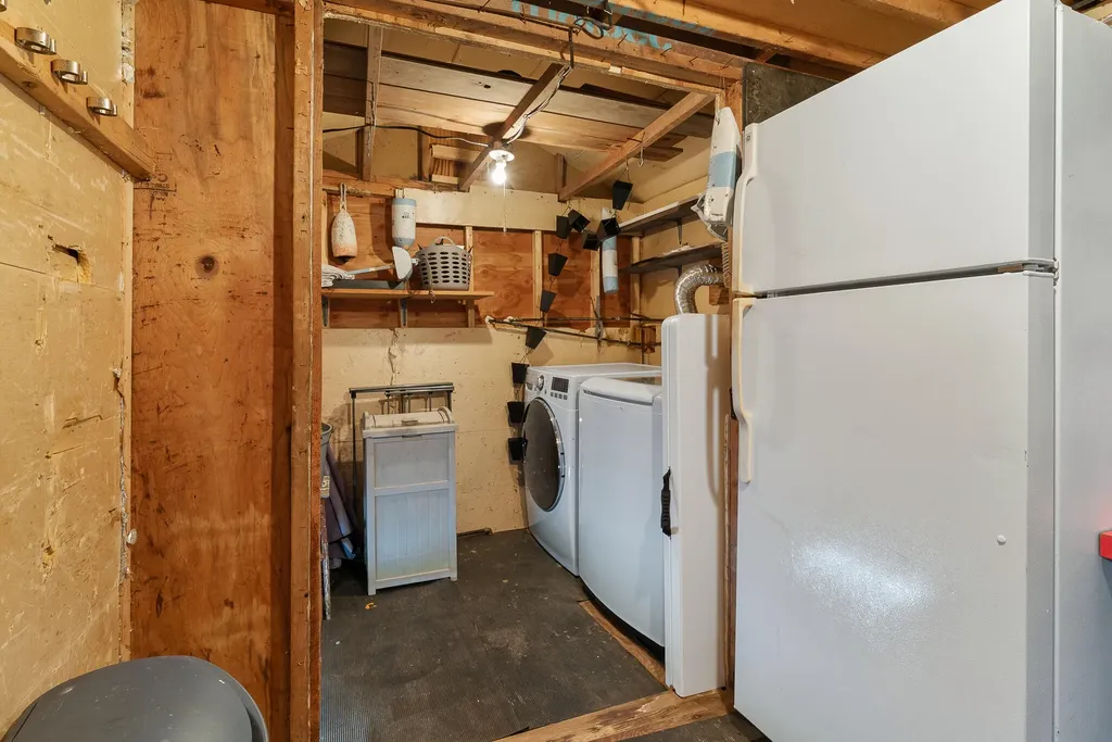 76 N Tibbetts Avenue Wells ME 04090