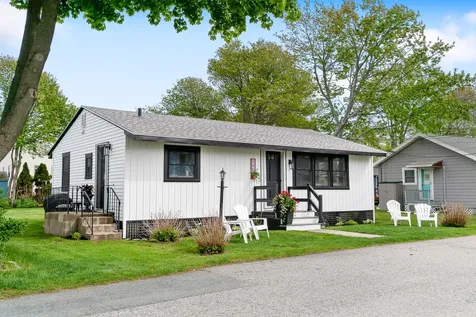 76 N Tibbetts Avenue Wells ME 04090