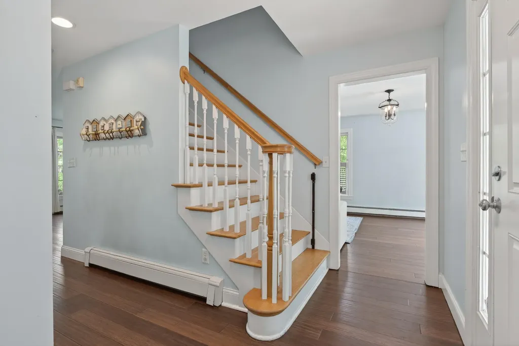 25 Hillview Lane Lewiston ME 04240