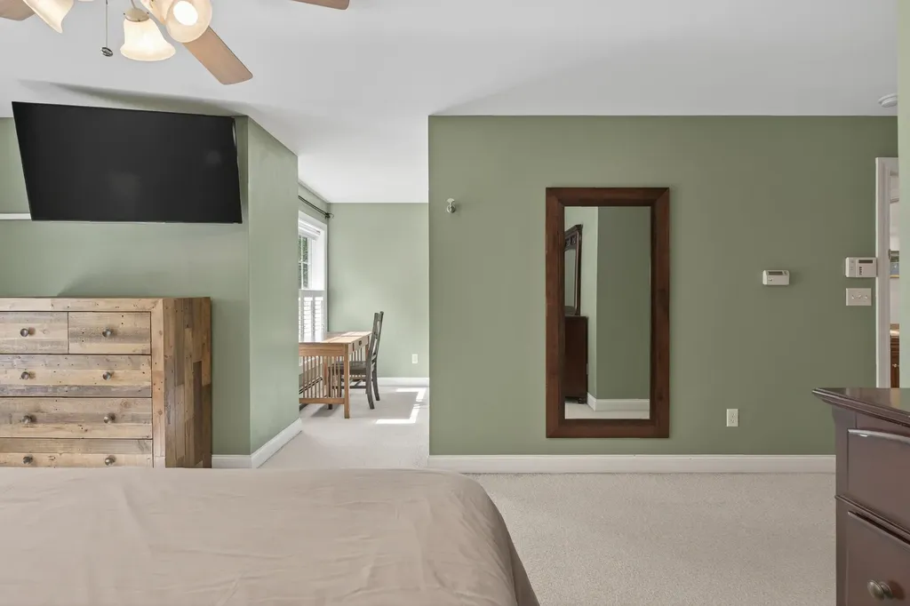 25 Hillview Lane Lewiston ME 04240