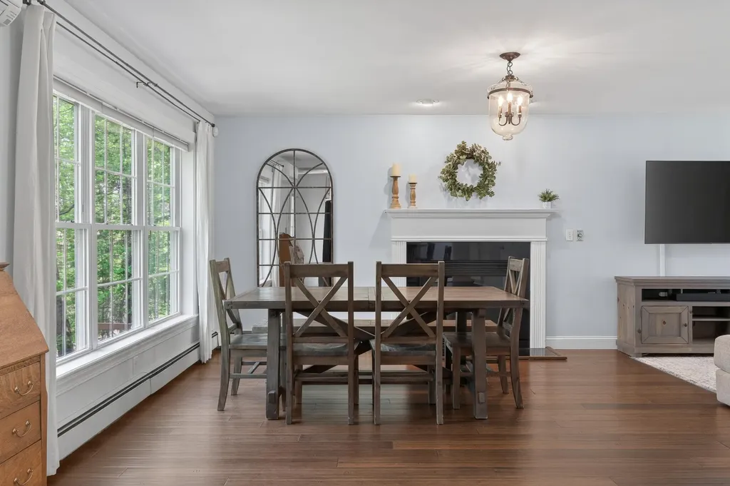 25 Hillview Lane Lewiston ME 04240