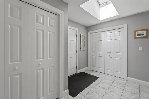 25 Hillview Lane Lewiston ME 04240