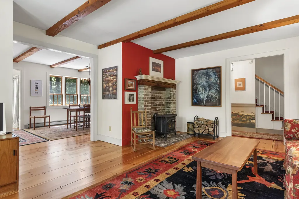 26 Stonebridge Circle Newcastle ME 04553