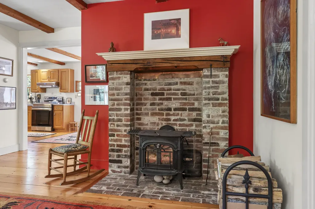 26 Stonebridge Circle Newcastle ME 04553