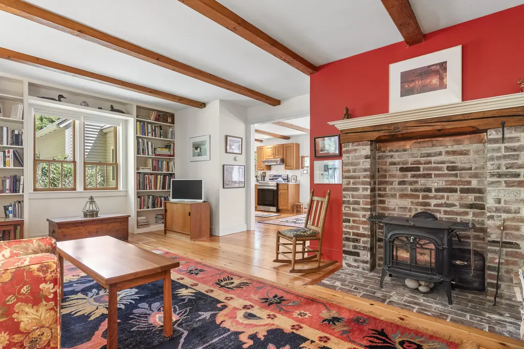 26 Stonebridge Circle Newcastle ME 04553
