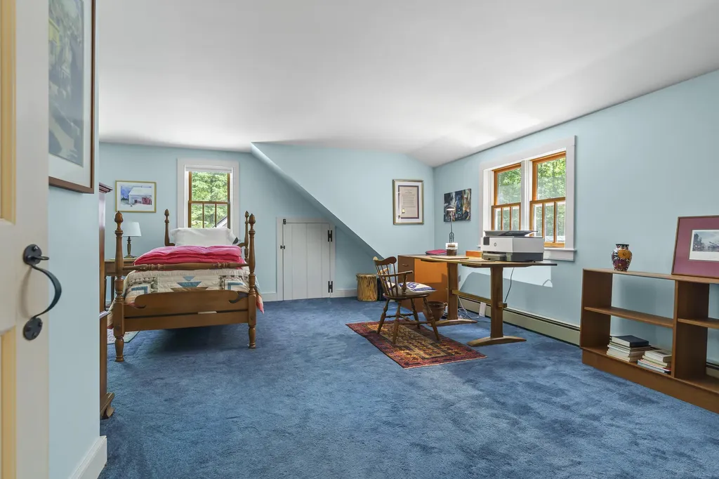 26 Stonebridge Circle Newcastle ME 04553