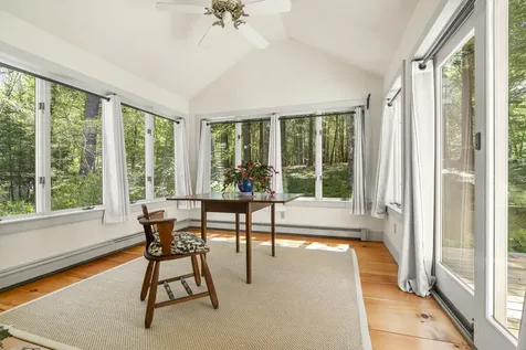 26 Stonebridge Circle Newcastle ME 04553