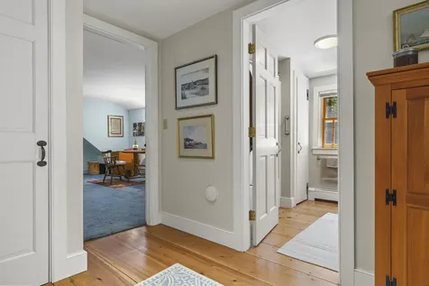 26 Stonebridge Circle Newcastle ME 04553
