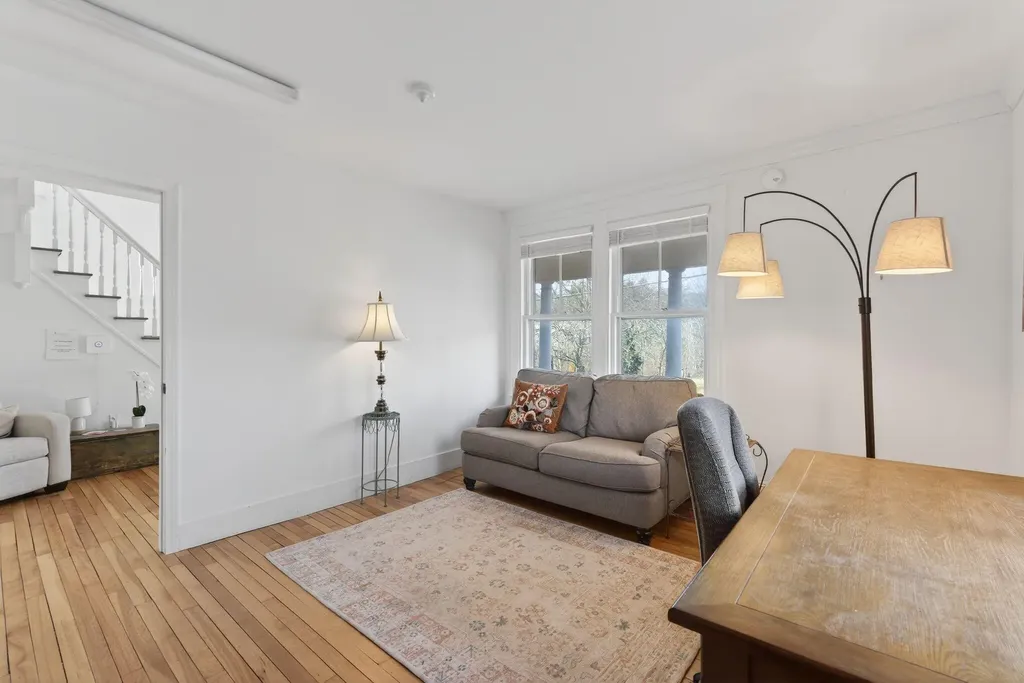 133 Gray Road Falmouth ME 04105
