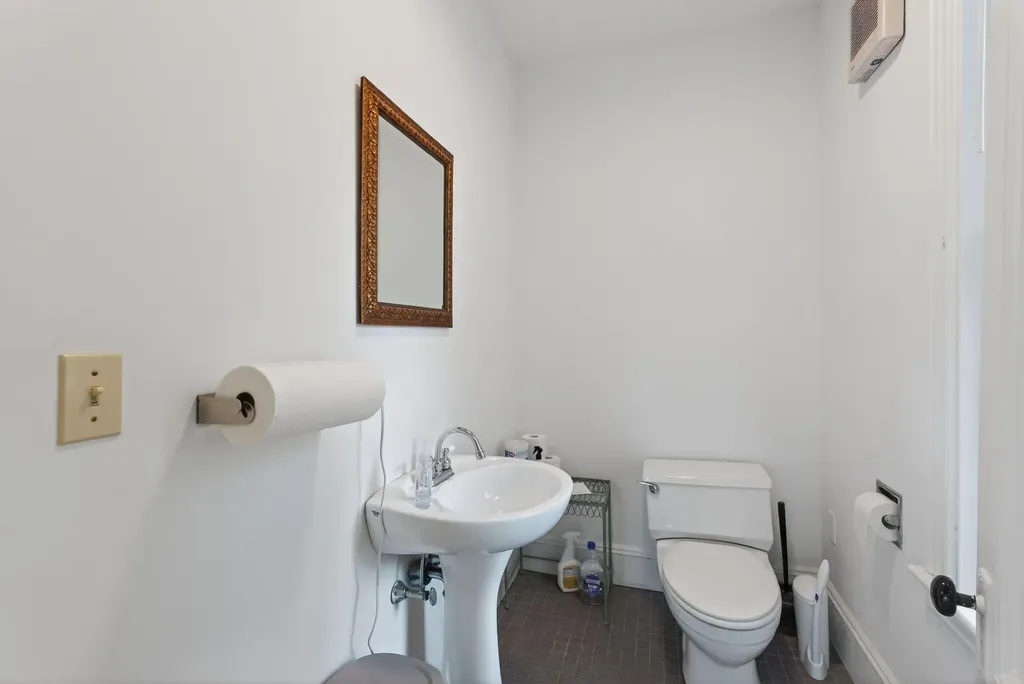 133 Gray Road Falmouth ME 04105