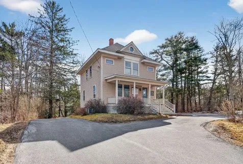 133 Gray Road Falmouth ME 04105