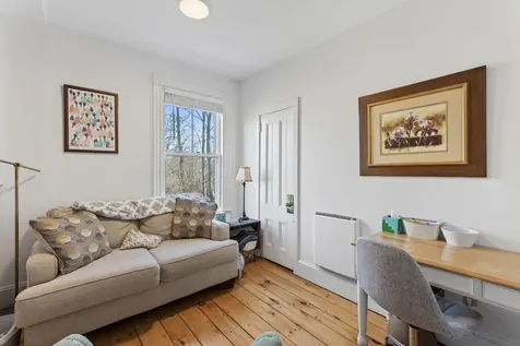 133 Gray Road Falmouth ME 04105