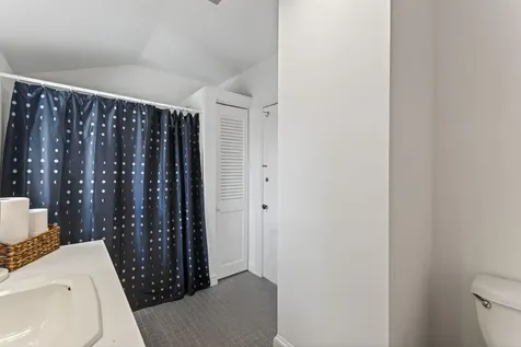 133 Gray Road Falmouth ME 04105