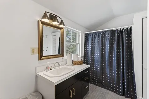 133 Gray Road Falmouth ME 04105