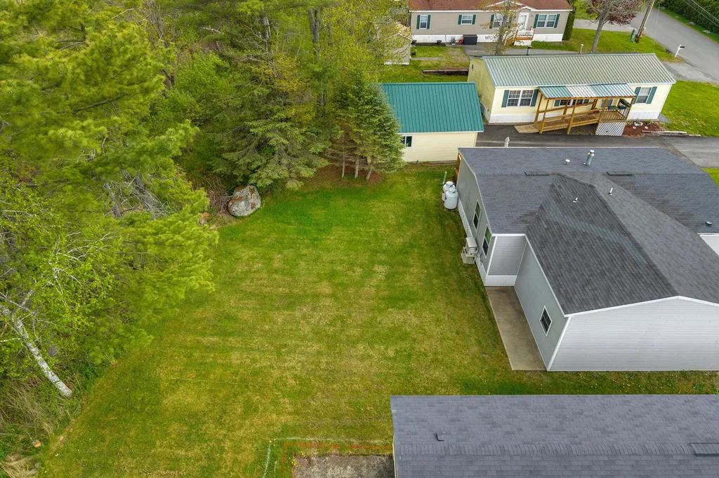 8 E Street Bangor ME 04401