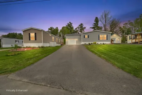 8 E Street Bangor ME 04401